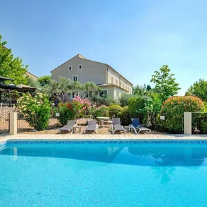 https://hostellerie-des-commandeurs.fr-provencehotel.com