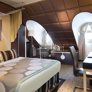 https://hotel-le-m-paris.fr-paris.fr