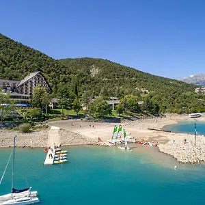 https://hotel-club-les-hyvans.fr-provencehotel.com