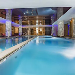 Santa Terra Tignes